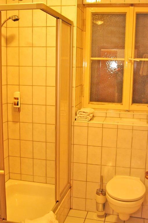 Gasthof Zum Kauzen Ochsenfurt Kamer foto